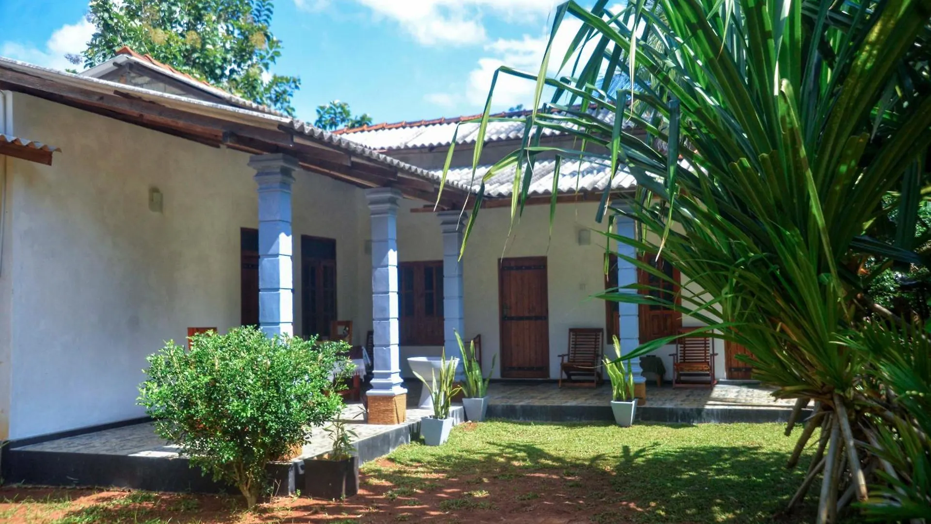 Tropical Garden Homestay Pidurangala Sigiriya