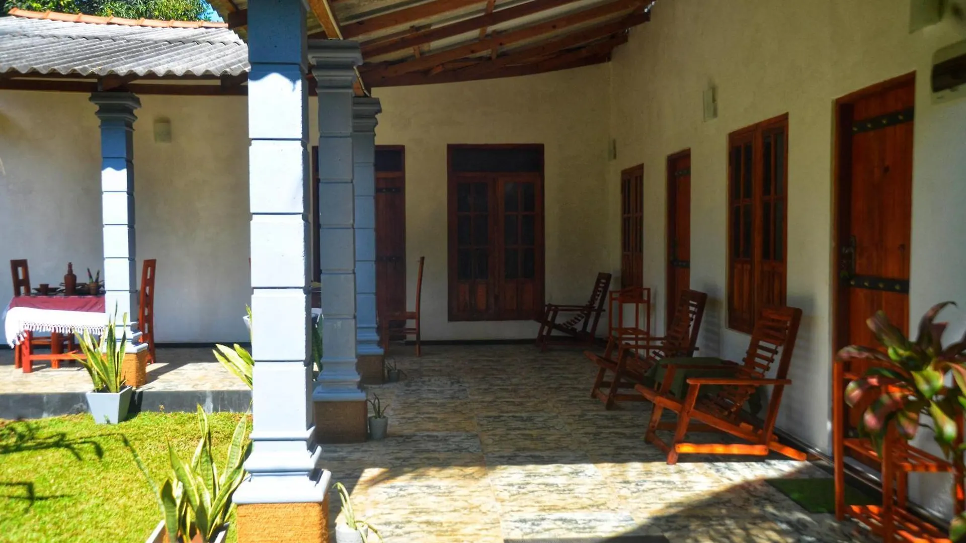Tropical Garden Homestay Pidurangala Sigiriya